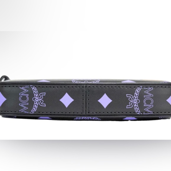 MCM Dahila Crossbody - Picture 8 of 10